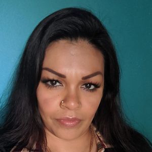 Meet your Posher, Josefina